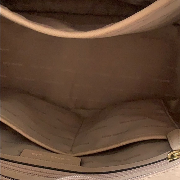 Michael Kors Tote - Picture 2 of 5